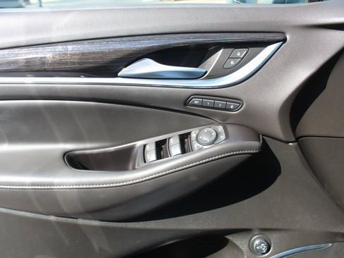 Used 2020 Buick Enclave Avenir w/ Avenir Technology Package image 48