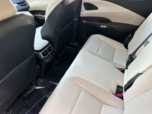 Used 2024 Lexus RX 350 Premium w/ Convenience Package FWD image 13