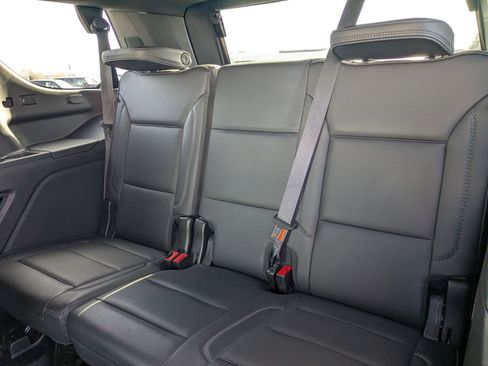 Used 2023 GMC Yukon Denali image 37