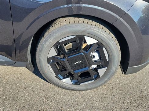 New 2026 Kia Carnival EX image 41