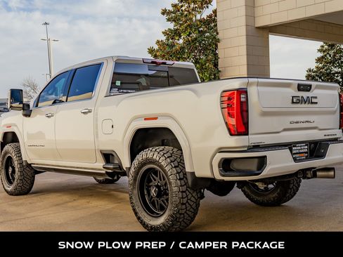 Used 2025 GMC Sierra 2500 Denali Ultimate image 7