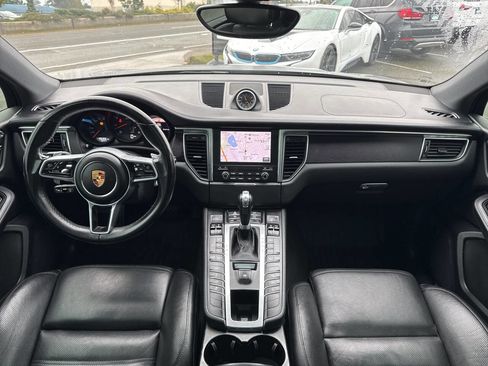 Used 2017 Porsche Macan GTS image 21