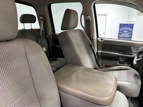 Used 2007 Dodge Ram 1500 Truck SLT w/ Quad Cab Big Horn Value Group image 40