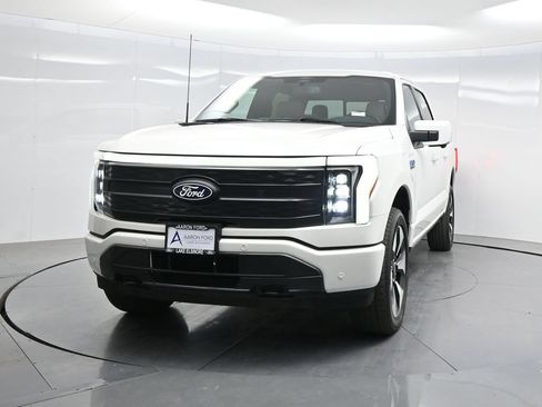 Used 2024 Ford F150 Lightning Platinum AWD/4WD image 29