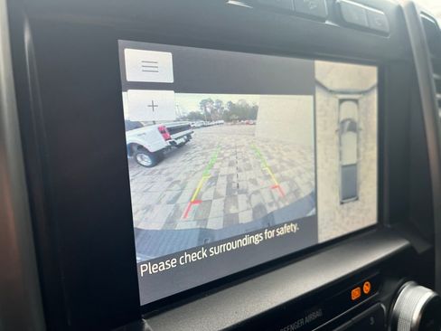 Used 2021 Ford F250 Platinum w/ FX4 Off-Road Package image 35