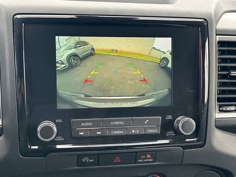 Certified 2024 Nissan Frontier SV w/ Technology Package image 22