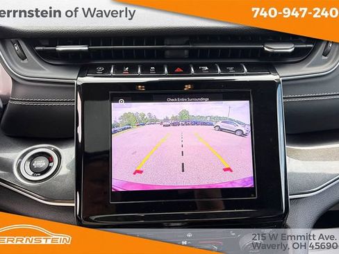 Used 2023 Jeep Grand Cherokee Laredo w/ Luxury Tech Group I AWD/4WD image 18