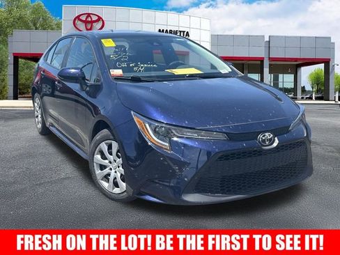 Used 2020 Toyota Corolla LE FWD image 1