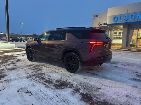 Certified 2025 Chevrolet Traverse RS w/ LPO, Floor Liner Package image 3