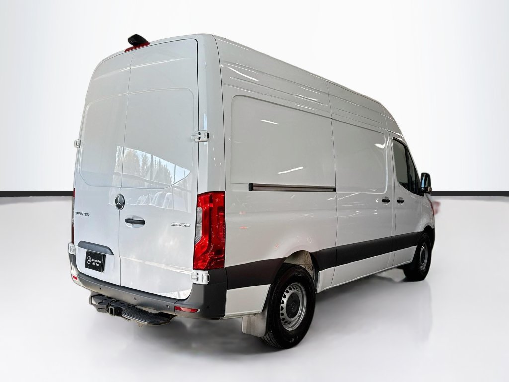 Used 2026 Mercedes-Benz Sprinter 2500 image 5
