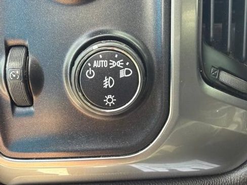 Used 2016 Chevrolet Silverado 1500 LT w/ LT Convenience Package AWD/4WD image 20