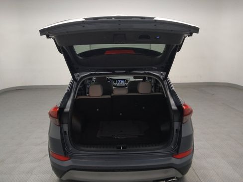 Used 2018 Hyundai Tucson Value w/ Cargo Package FWD image 29
