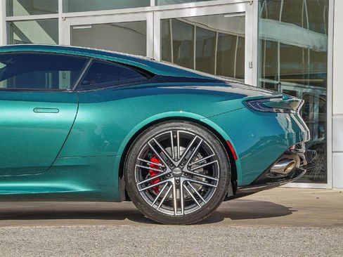 Used 2024 Aston Martin DB12 Coupe image 14