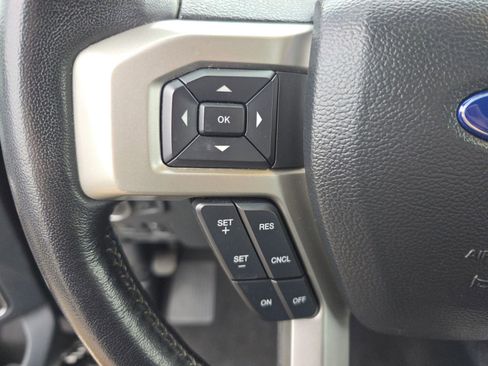 Used 2022 Ford F250 Lariat w/ Lariat Ultimate Package image 16