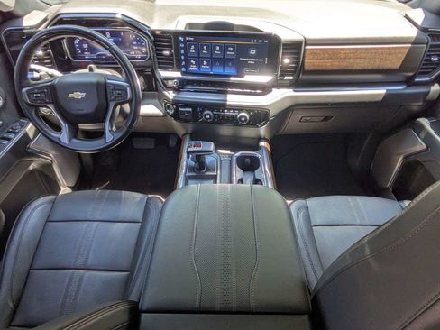 Used 2023 Chevrolet Silverado 1500 High Country w/ Technology Package AWD/4WD image 14