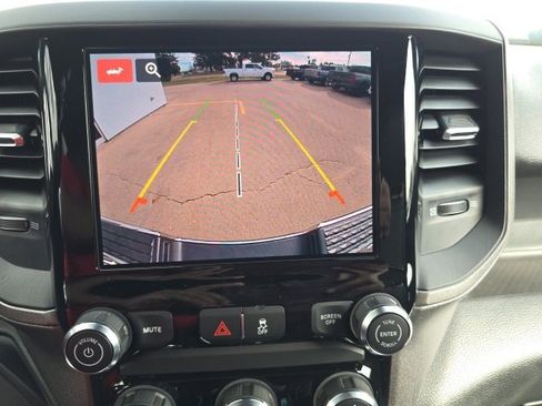 Used 2025 RAM 2500 Tradesman w/ Chrome Appearance Group image 24