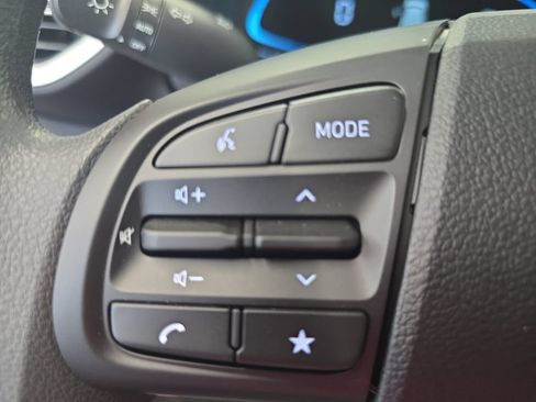 New 2026 Hyundai Venue SE FWD image 17