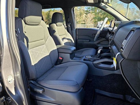 New 2026 Nissan Frontier SV image 15