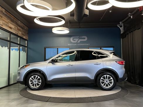 Used 2022 Ford Escape SE w/ Convenience Package AWD/4WD image 6