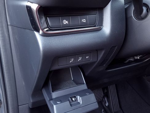 Used 2025 MAZDA CX-30 AWD 2.5 S w/ Preferred Package image 21