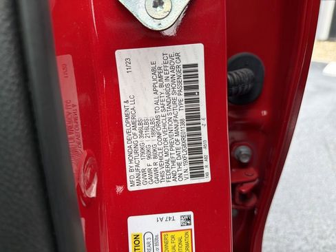 Used 2024 Honda Civic Sport image 29