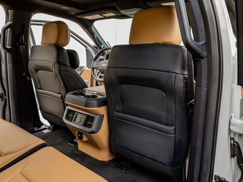 Used 2026 Ford F250 Lariat w/ Lariat Ultimate Package image 34