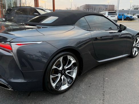 Used 2021 Lexus LC 500 Convertible image 18
