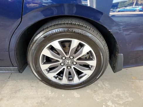 Used 2021 Honda Odyssey EX-L image 10