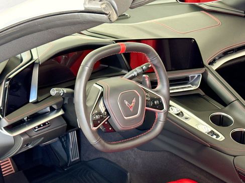 Used 2026 Chevrolet Corvette Stingray Coupe w/ 1LT RWD image 16