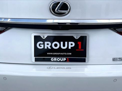 Used 2025 Lexus ES 350 Ultra Luxury FWD image 10