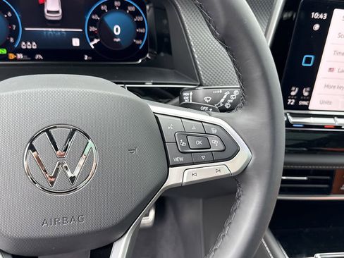 New 2025 Volkswagen Atlas Cross Sport SEL R-Line image 28