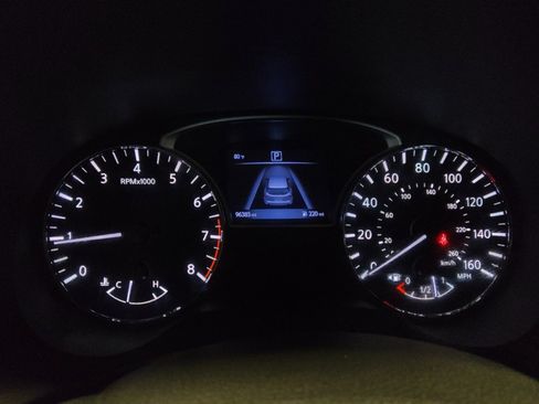 Used 2017 Nissan Pathfinder S FWD image 23