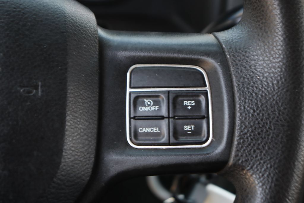 Used 2018 RAM 2500 SLT AWD/4WD image 23
