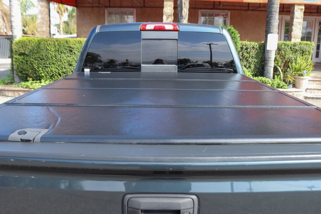 Used 2018 Chevrolet Silverado 1500 LTZ Z71 AWD/4WD image 8