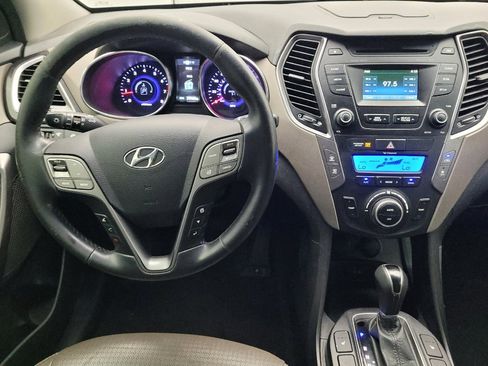 Used 2014 Hyundai Santa Fe GLS image 22