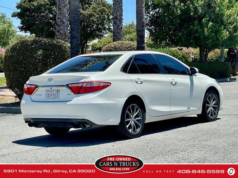 Used 2017 Toyota Camry XSE FWD image 4