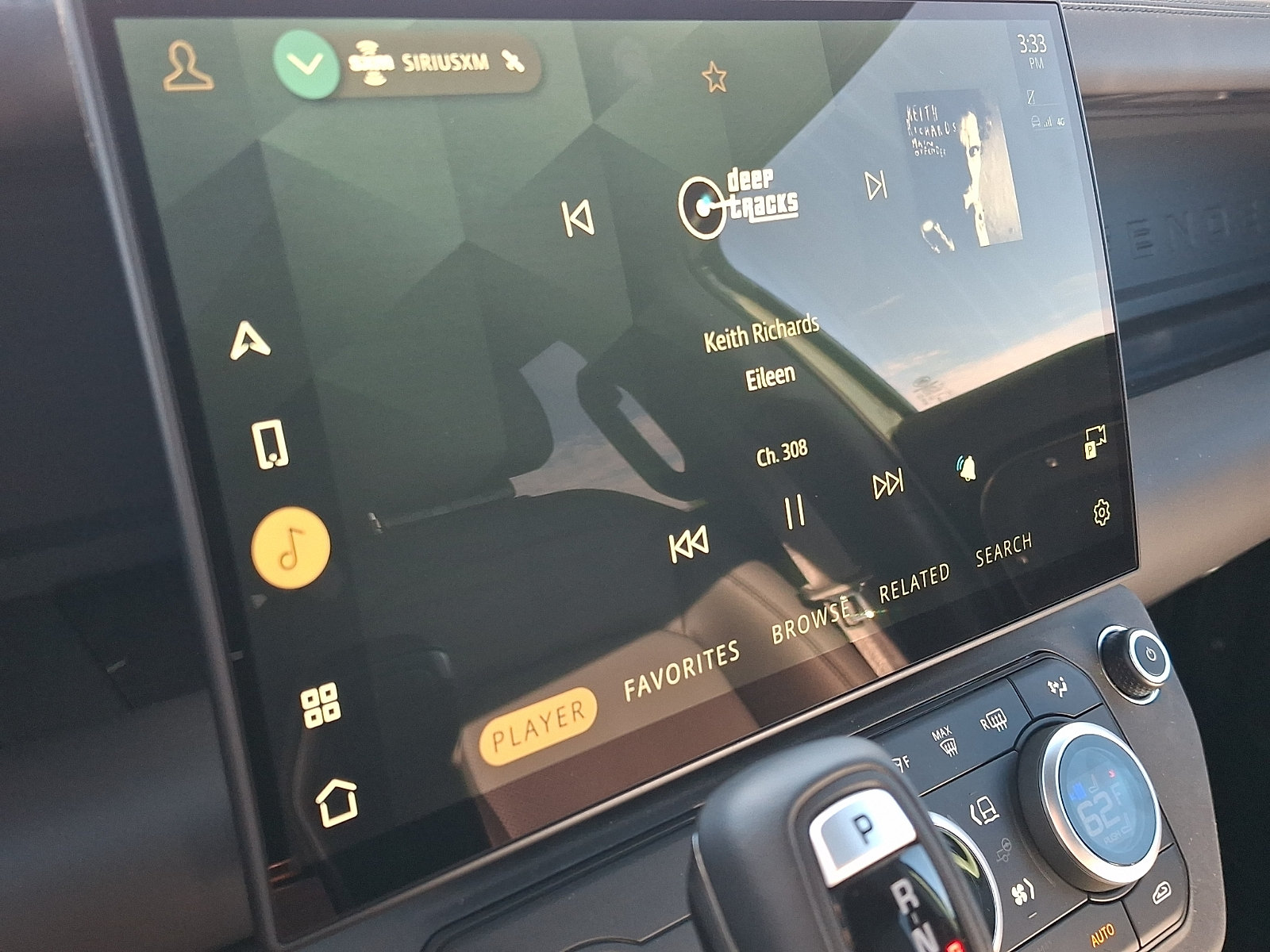 New 2026 Land Rover Defender 130 X-Dynamic SE AWD/4WD image 15