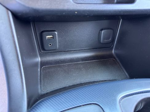 Used 2016 Chevrolet Colorado Z71 AWD/4WD image 34