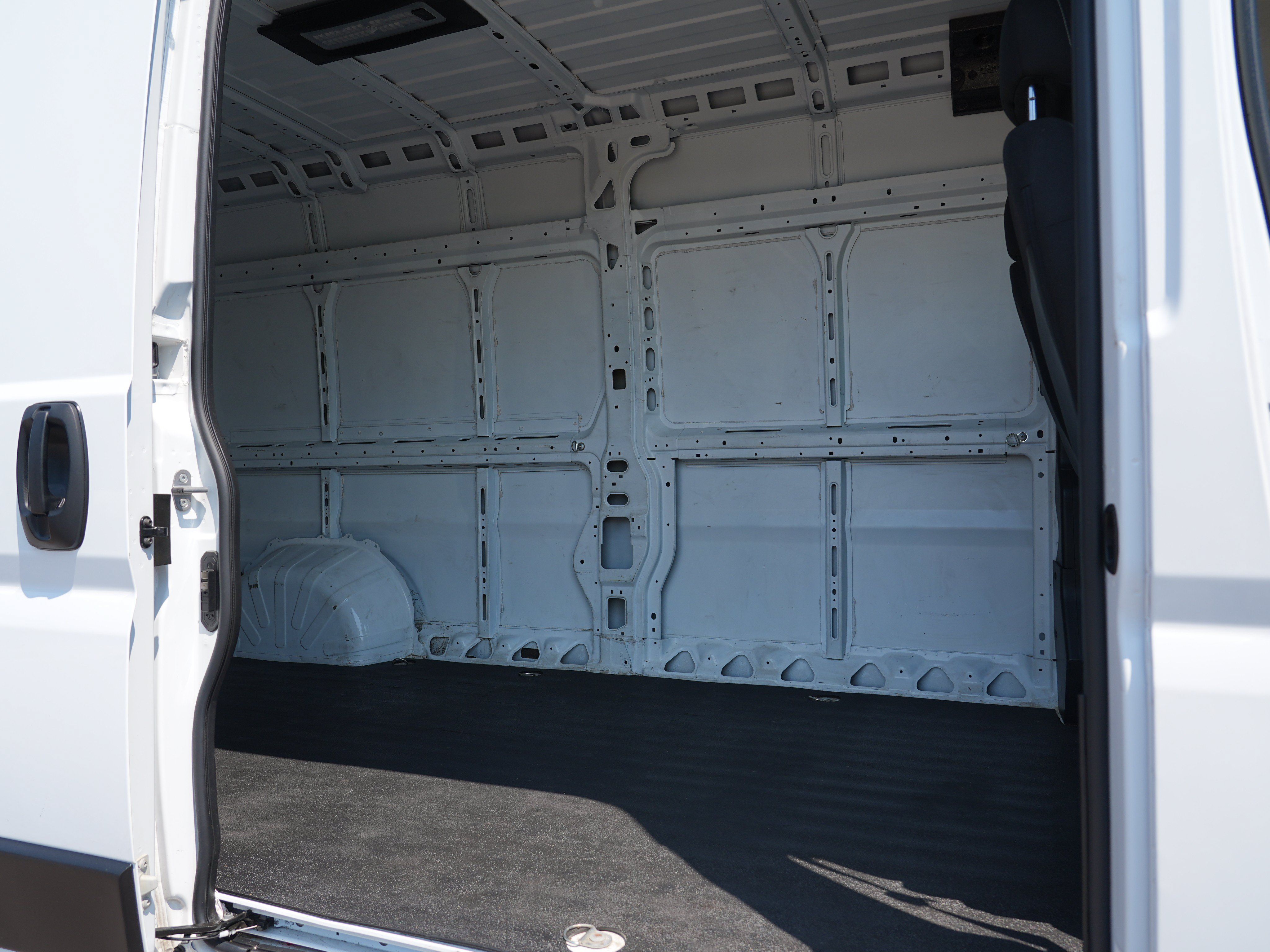 Used 2023 RAM ProMaster 2500 FWD image 20