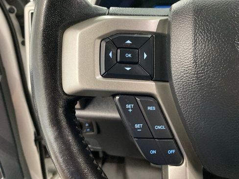 Used 2022 Ford F250 Lariat w/ Black Appearance Package AWD/4WD image 21