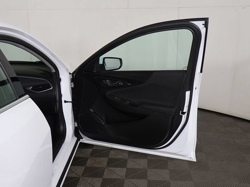 Used 2023 Chevrolet Malibu LS w/ Driver Confidence Package FWD image 17