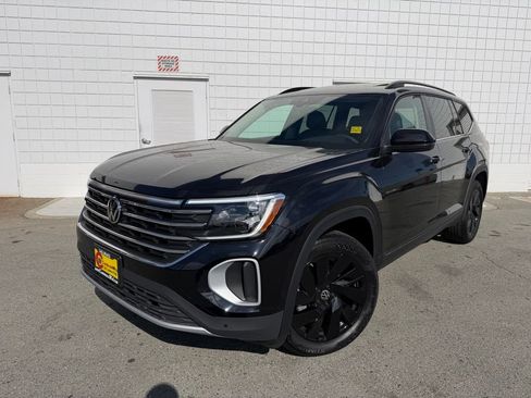 New 2026 Volkswagen Atlas SE AWD/4WD image 1