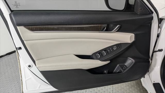 Used 2018 Honda Accord EX image 13
