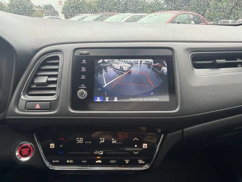 Used 2022 Honda HR-V EX image 29