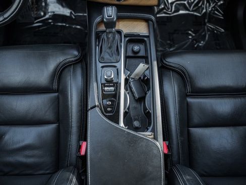 Used 2019 Volvo XC90 T6 Inscription image 24