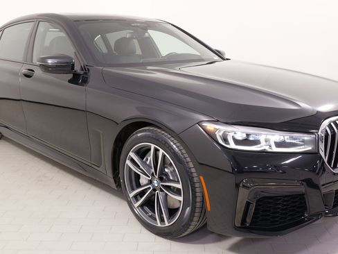 Used 2022 BMW 750i xDrive 750i xDrive w/ Executive Package image 8