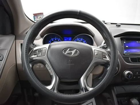 Used 2011 Hyundai Tucson GLS FWD image 20