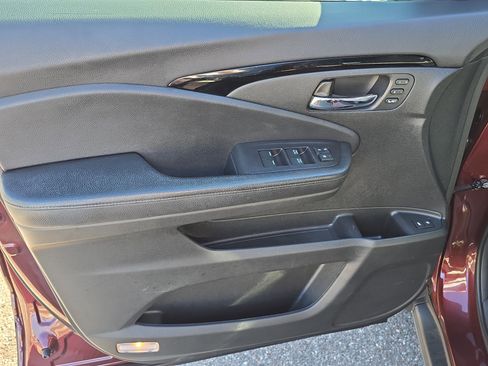 Used 2019 Honda Passport Elite image 17