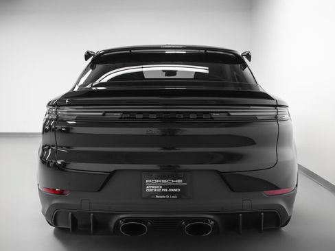 Certified 2026 Porsche Cayenne Turbo GT AWD/4WD image 11