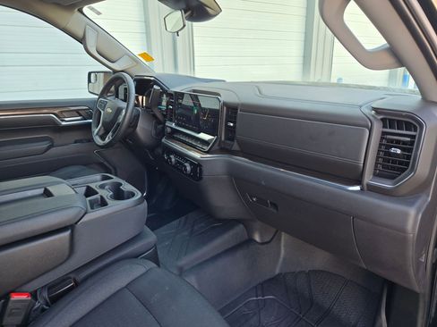 Certified 2024 Chevrolet Silverado 1500 LT RWD image 23